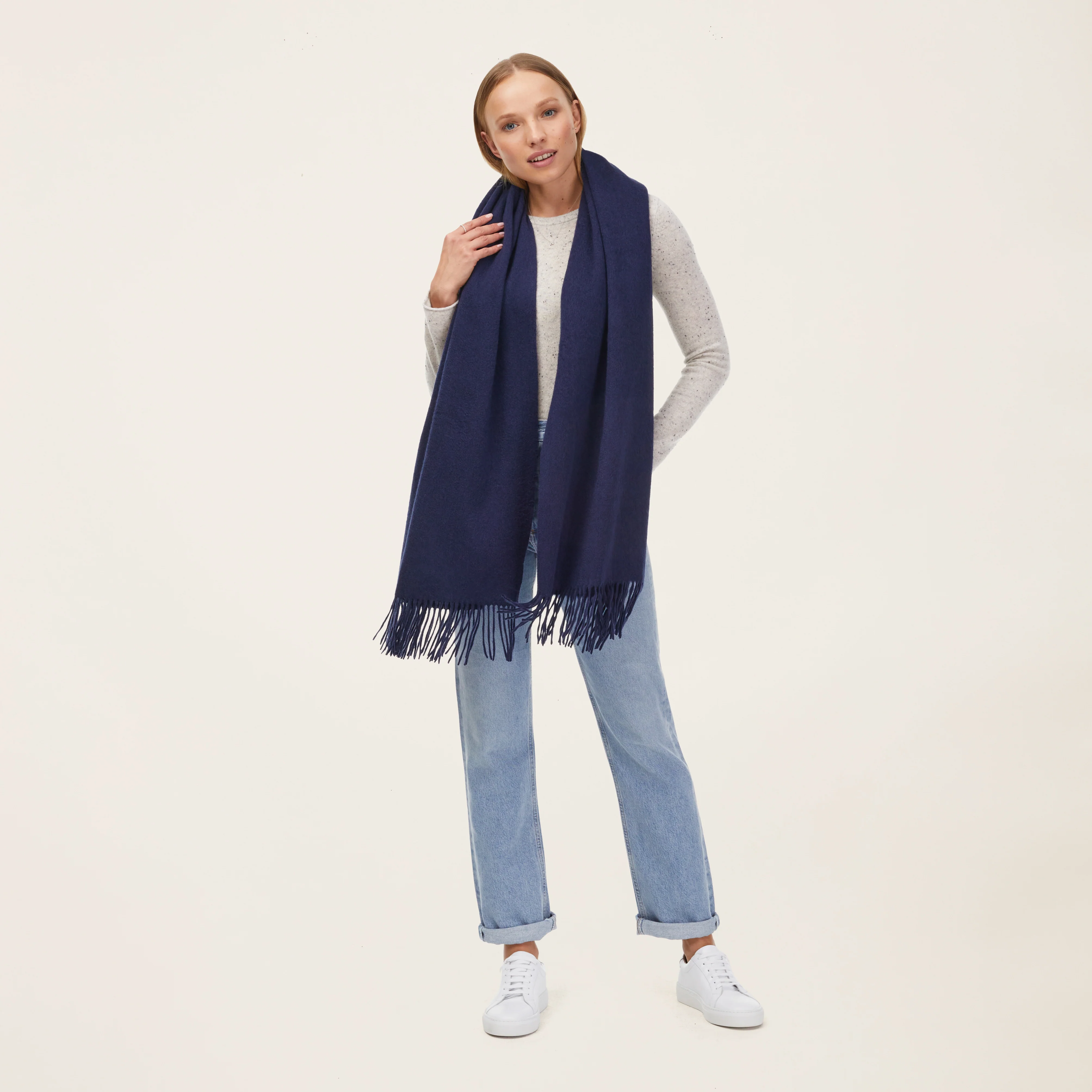 1017-cleo-oversized-cashmere-scarf-14.webp Cleo Oversized Cashmere Scarf