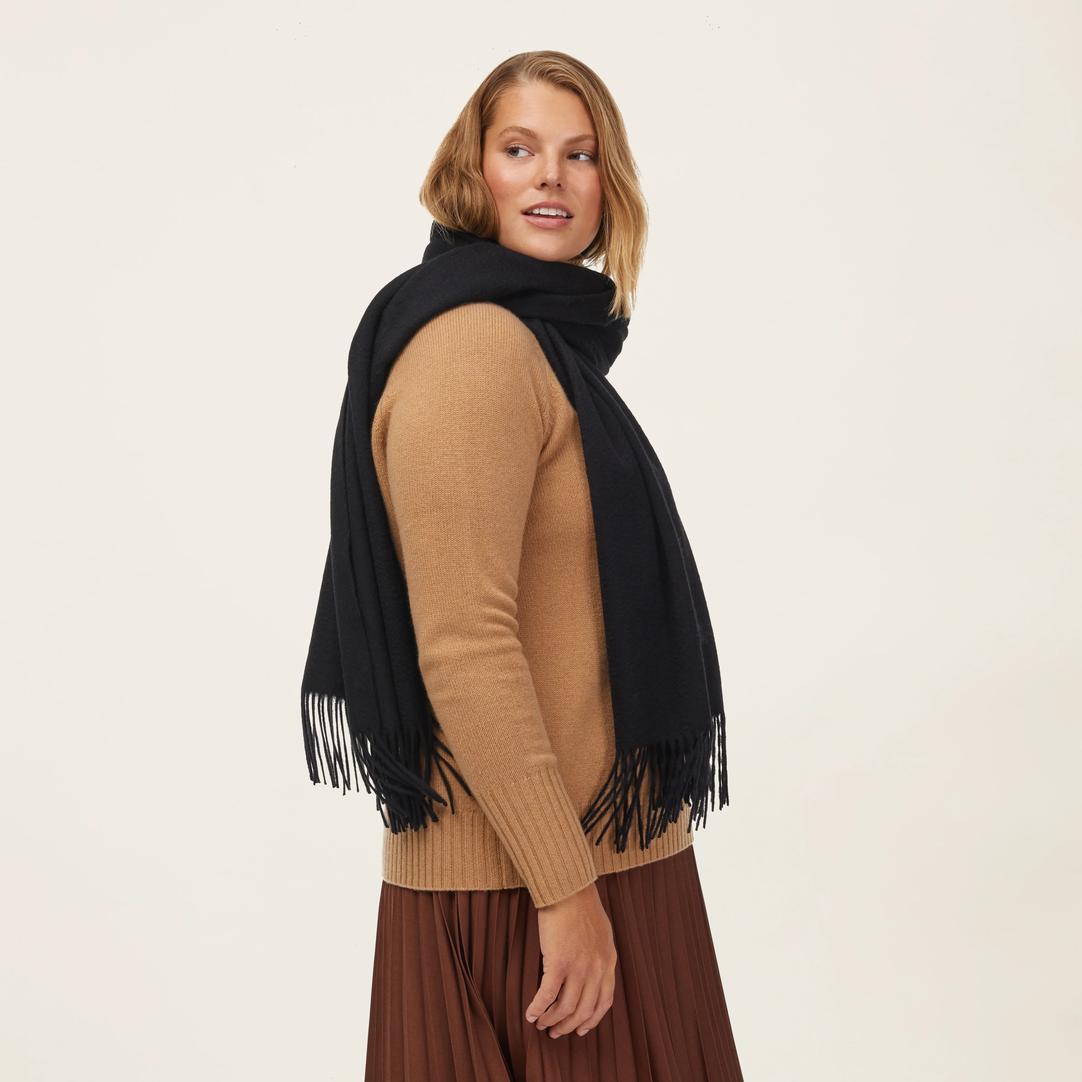 1017-cleo-oversized-cashmere-scarf-35.webp Cleo Oversized Cashmere Scarf