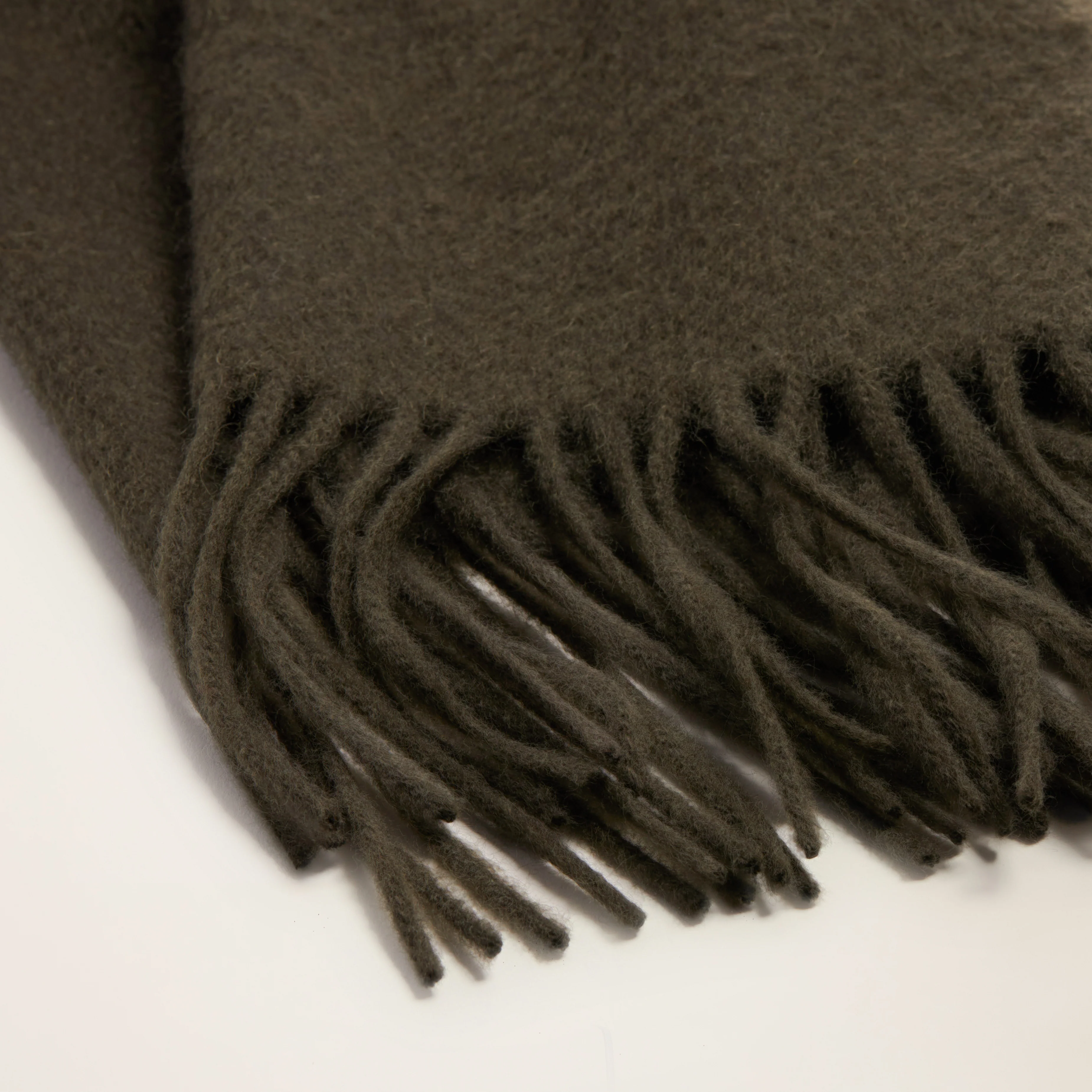 1017-cleo-oversized-cashmere-scarf-7.webp Cleo Oversized Cashmere Scarf