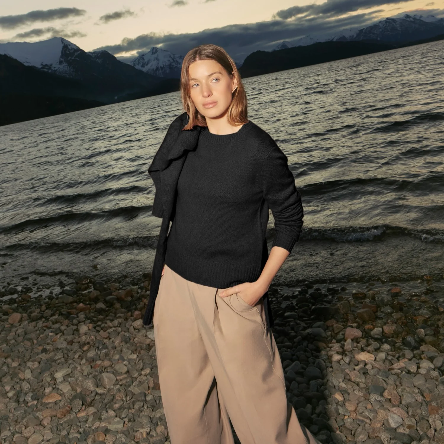 Mila Cashmere Boxy Crop Sweater