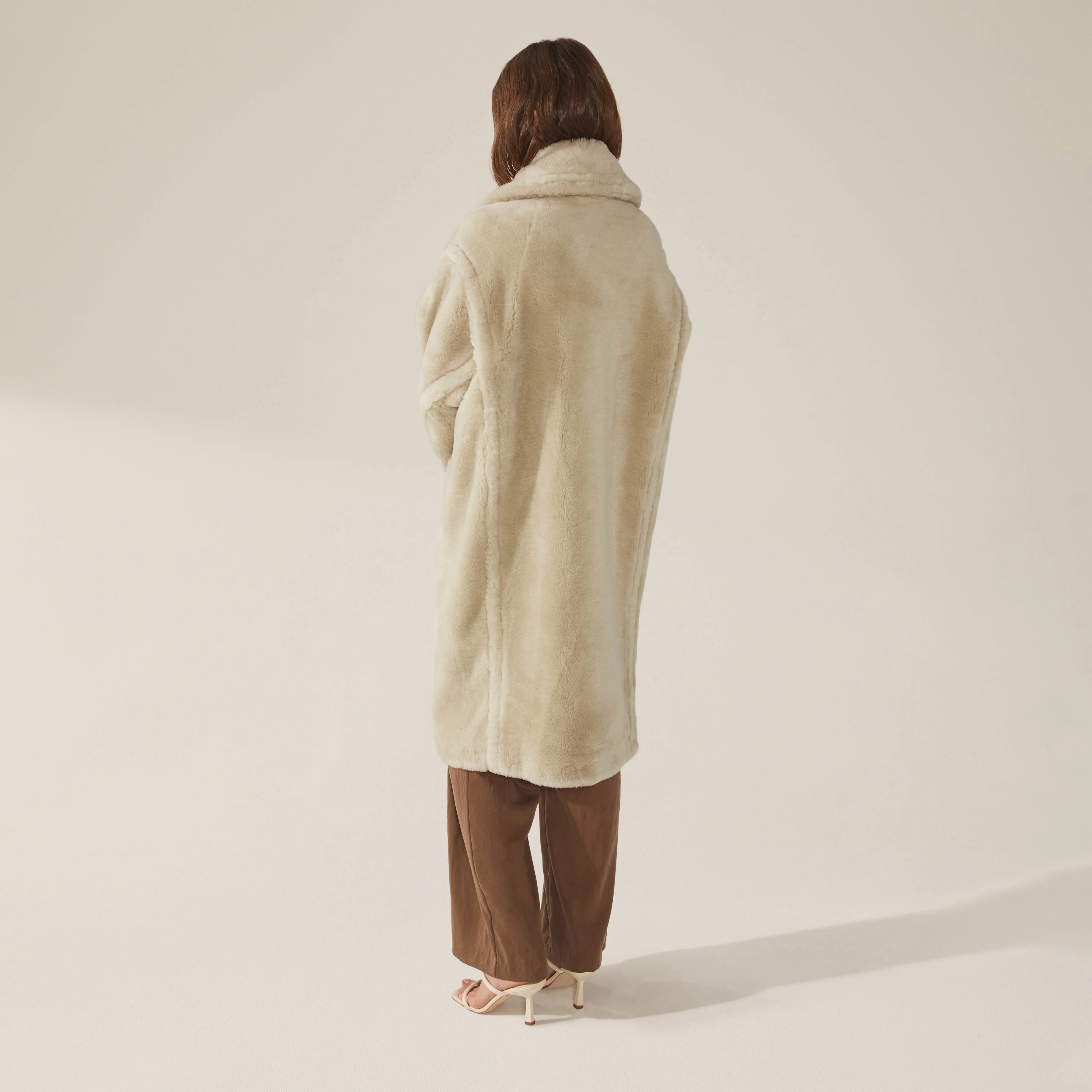 1236-charlotte-australian-wool-oversized-teddy-coat-2.webp Charlotte Australian Wool Oversized Teddy Coat