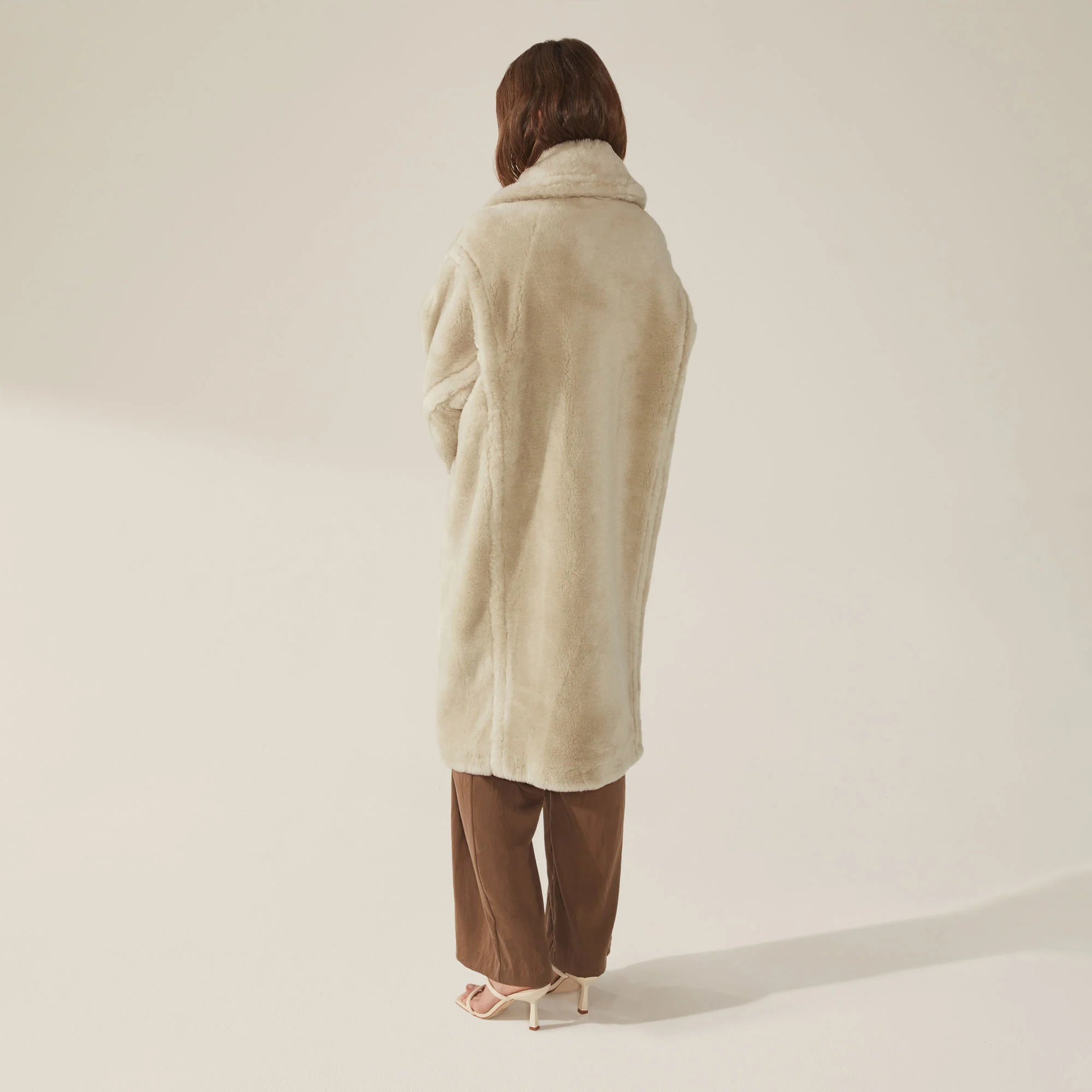1236-charlotte-australian-wool-oversized-teddy-coat-23.webp Charlotte Australian Wool Oversized Teddy Coat