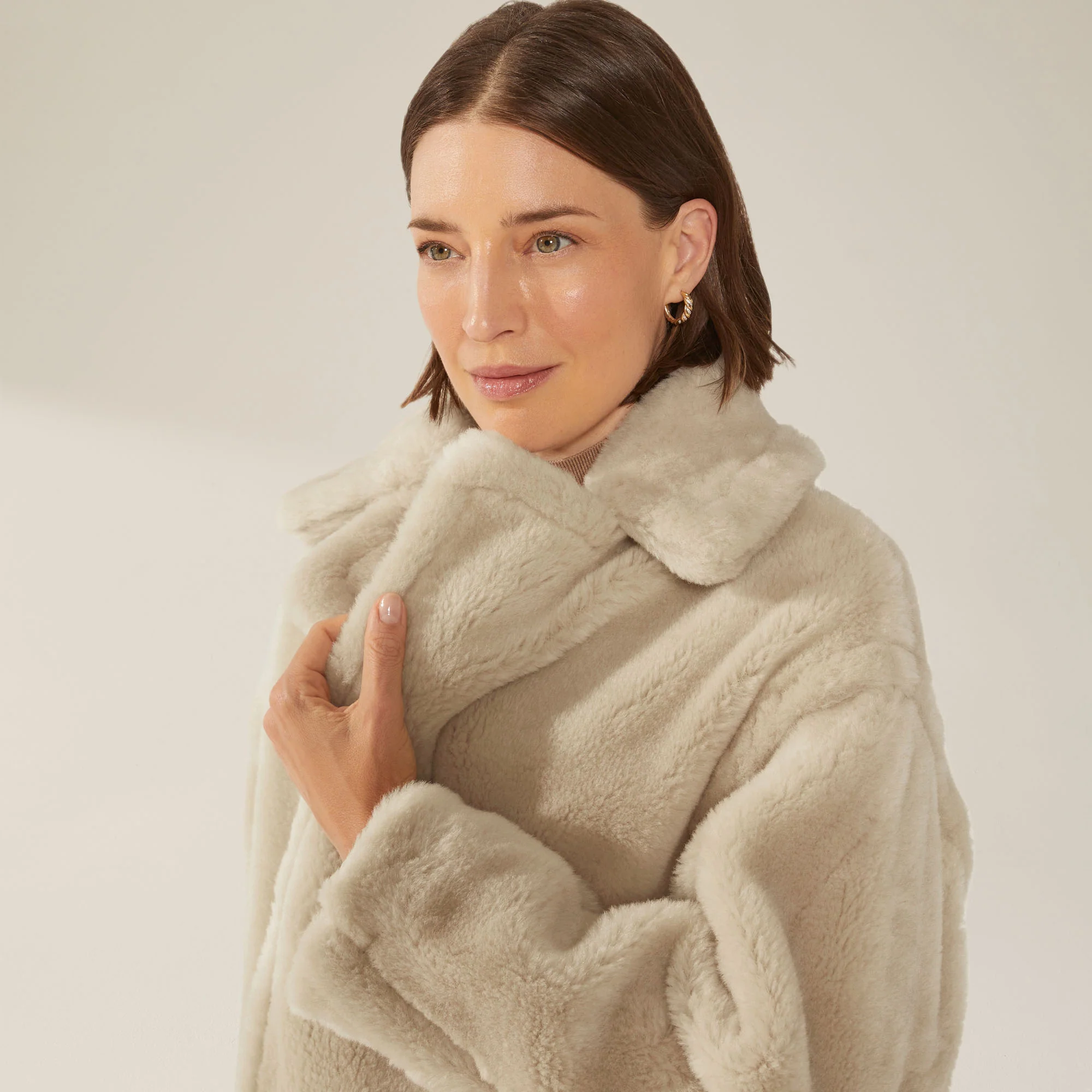 1236-charlotte-australian-wool-oversized-teddy-coat-24.webp Charlotte Australian Wool Oversized Teddy Coat