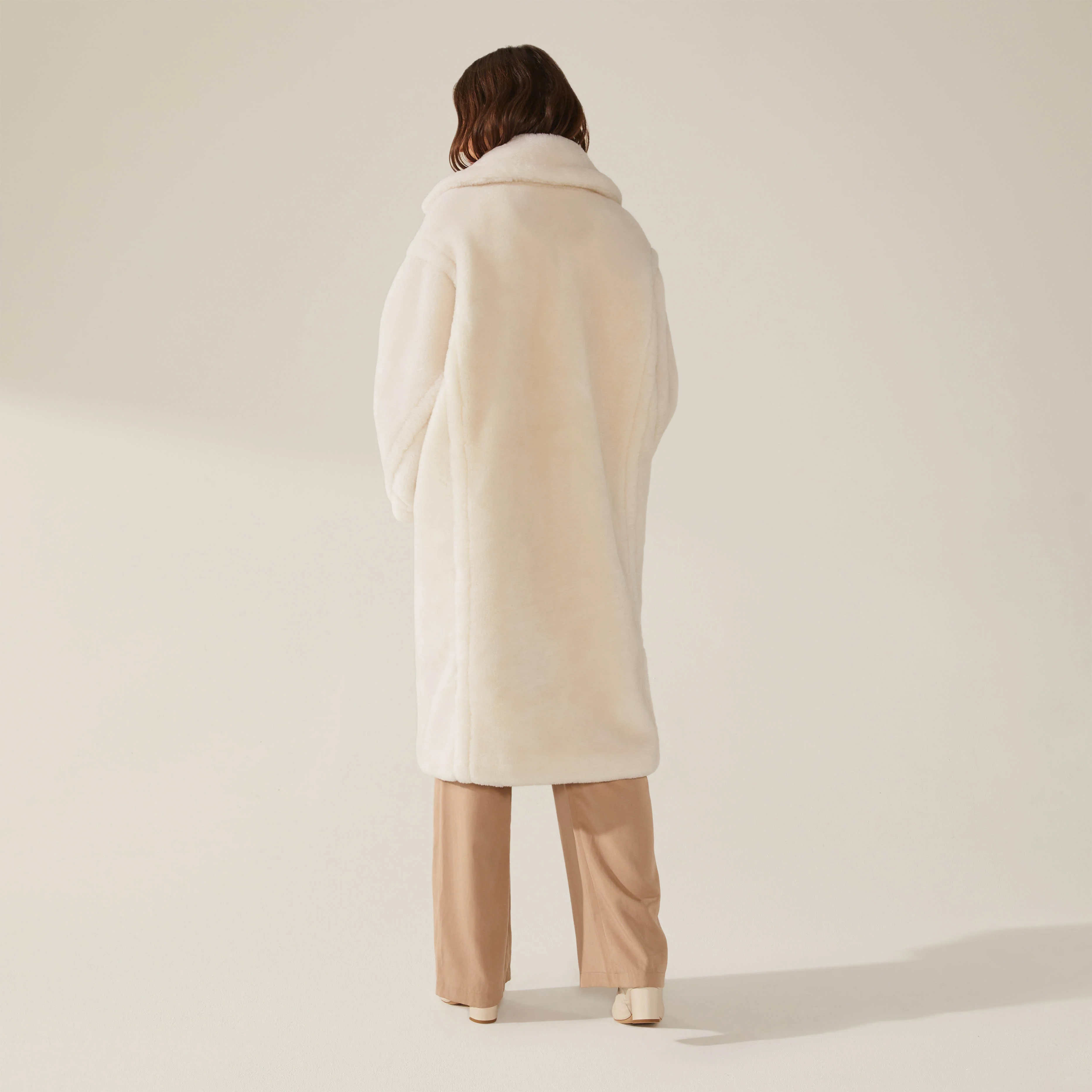 1236-charlotte-australian-wool-oversized-teddy-coat-8.webp Charlotte Australian Wool Oversized Teddy Coat