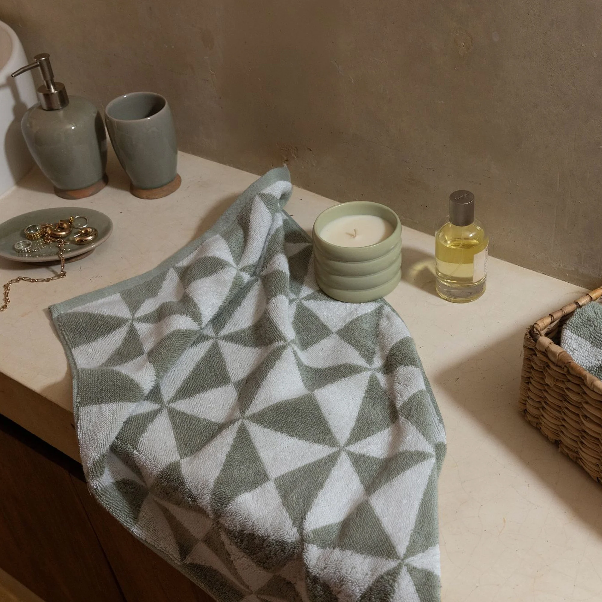339-umbra-australian-cotton-towels-32.webp Umbra Australian Cotton Towels