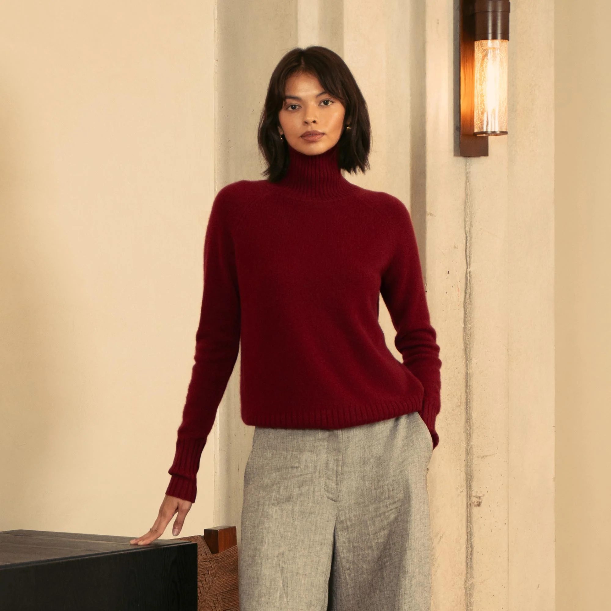 935-emma-cashmere-relaxed-turtleneck-sweater-103.webp Emma Cashmere Relaxed Turtleneck Sweater