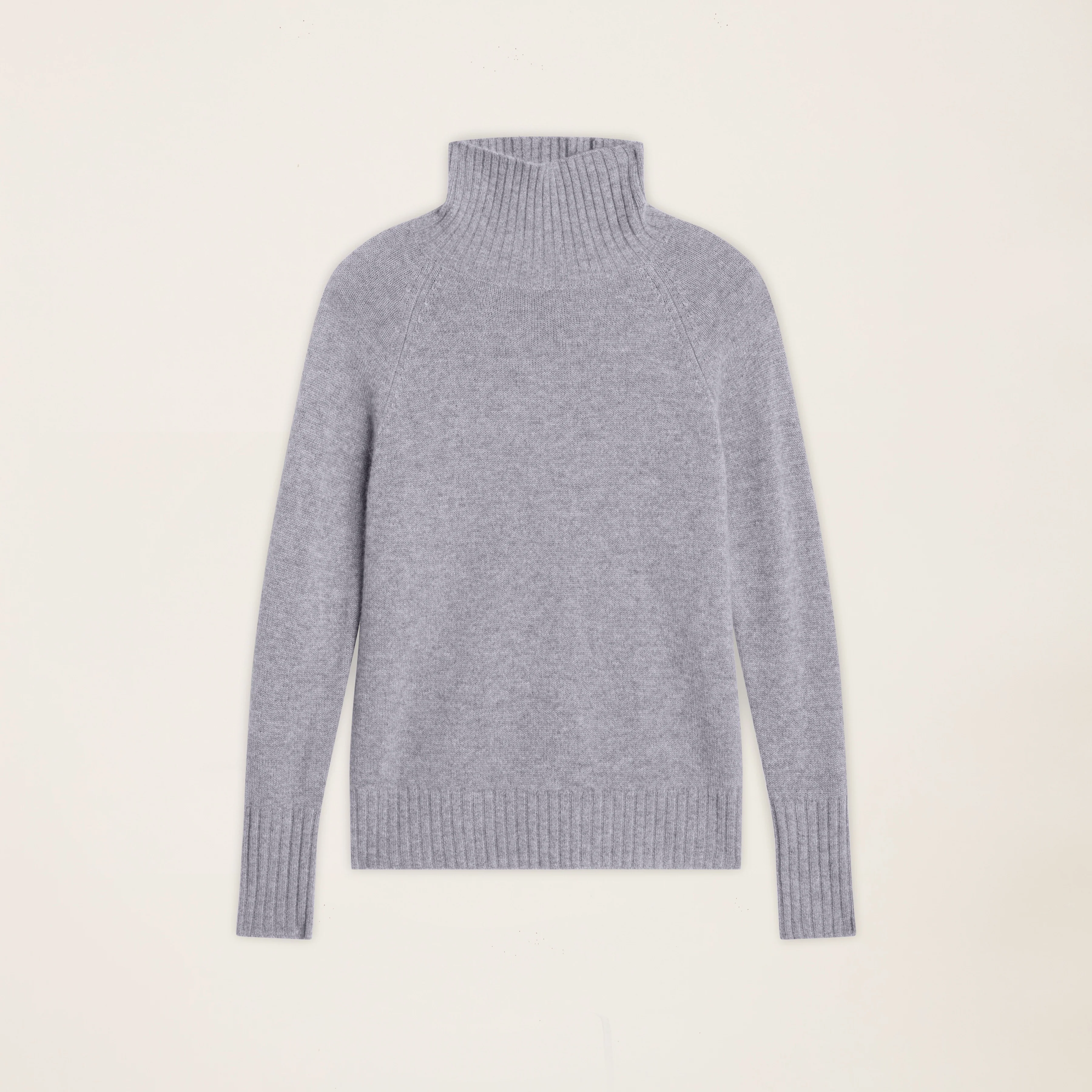 935-emma-cashmere-relaxed-turtleneck-sweater-57.webp Emma Cashmere Relaxed Turtleneck Sweater