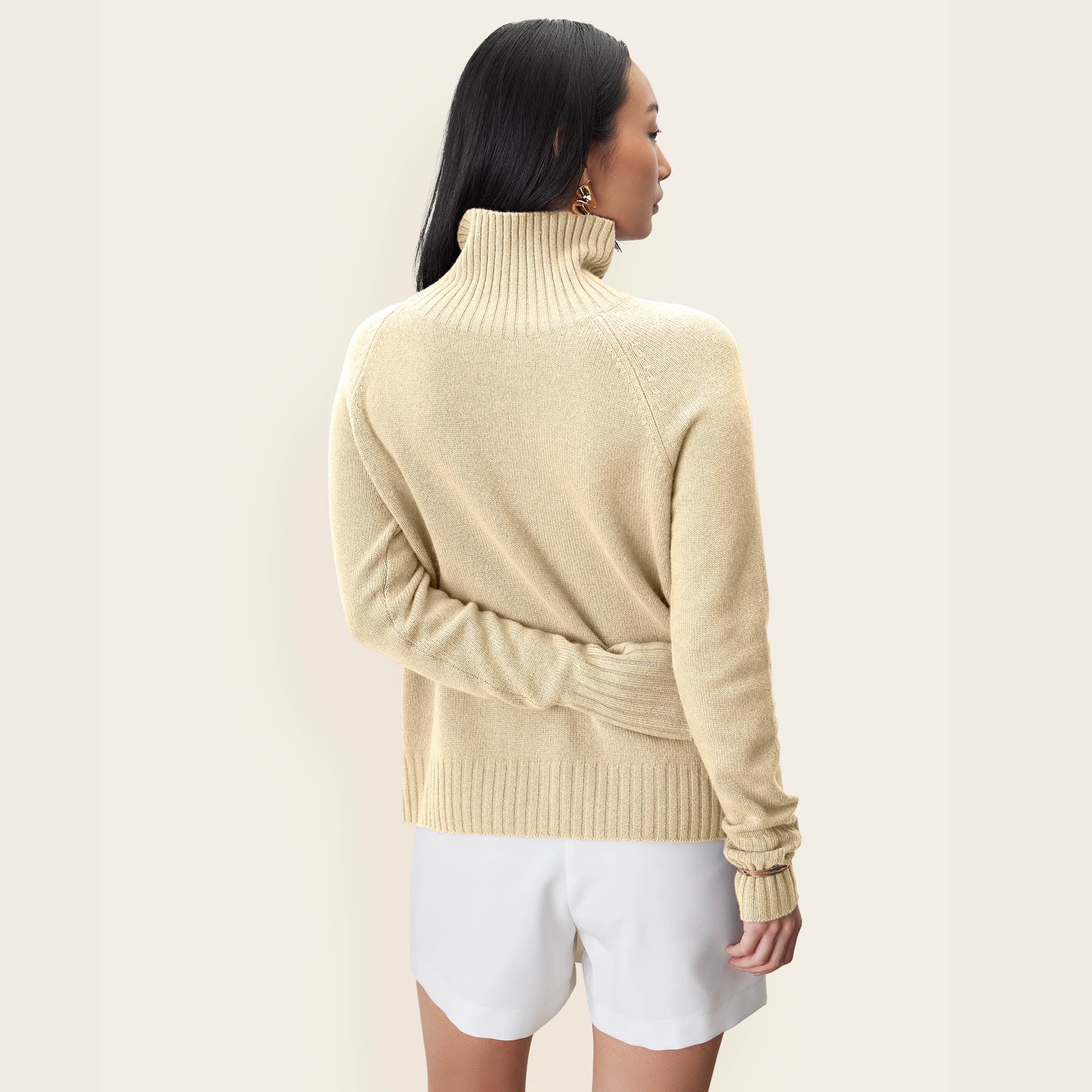 935-emma-cashmere-relaxed-turtleneck-sweater-66.jpg Emma Cashmere Relaxed Turtleneck Sweater
