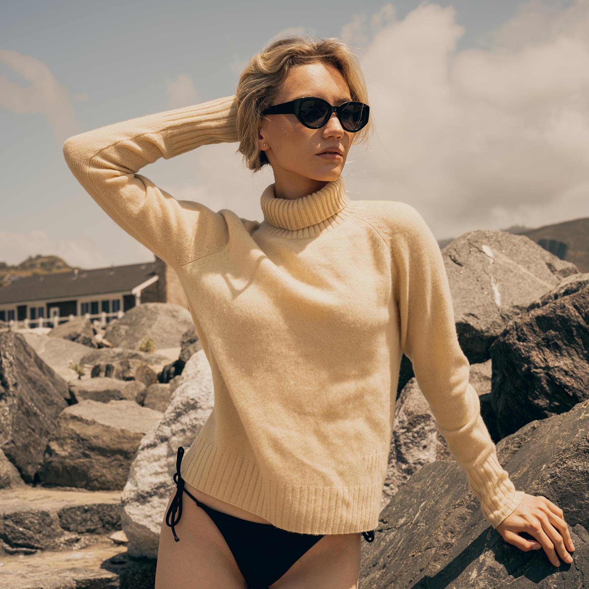 935-emma-cashmere-relaxed-turtleneck-sweater-72.jpg Emma Cashmere Relaxed Turtleneck Sweater