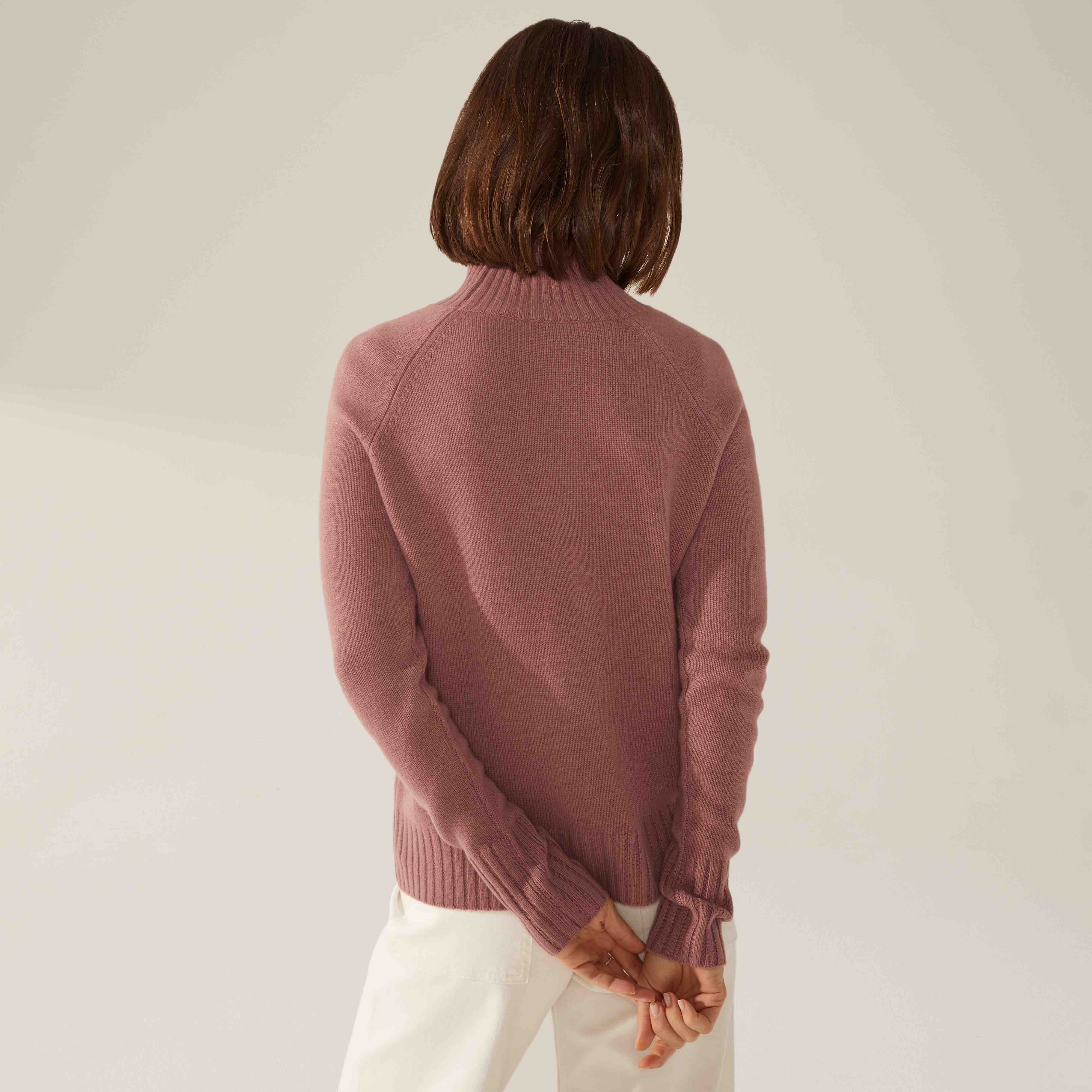 935-emma-cashmere-relaxed-turtleneck-sweater-83.jpg Emma Cashmere Relaxed Turtleneck Sweater