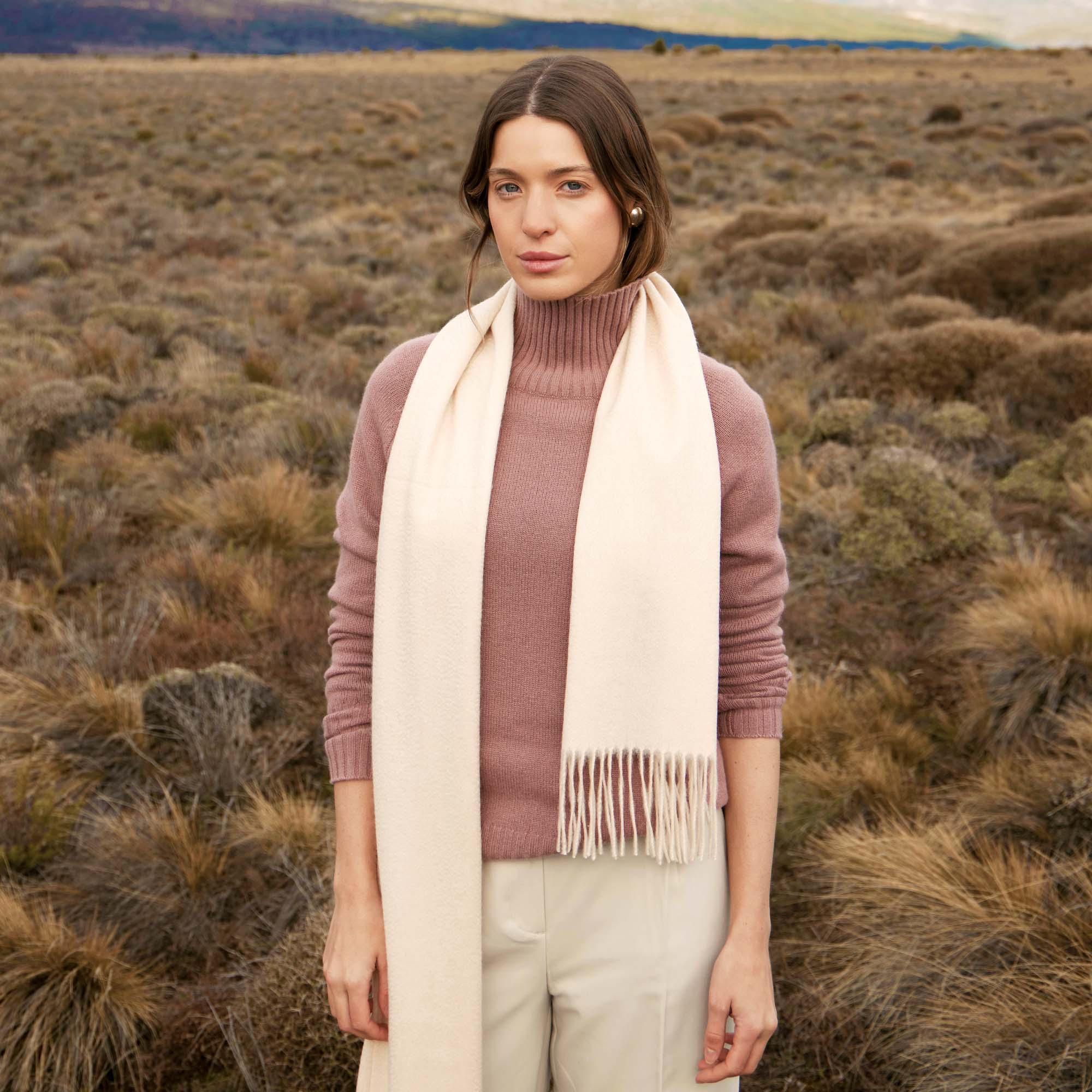 935-emma-cashmere-relaxed-turtleneck-sweater-86.jpg Emma Cashmere Relaxed Turtleneck Sweater