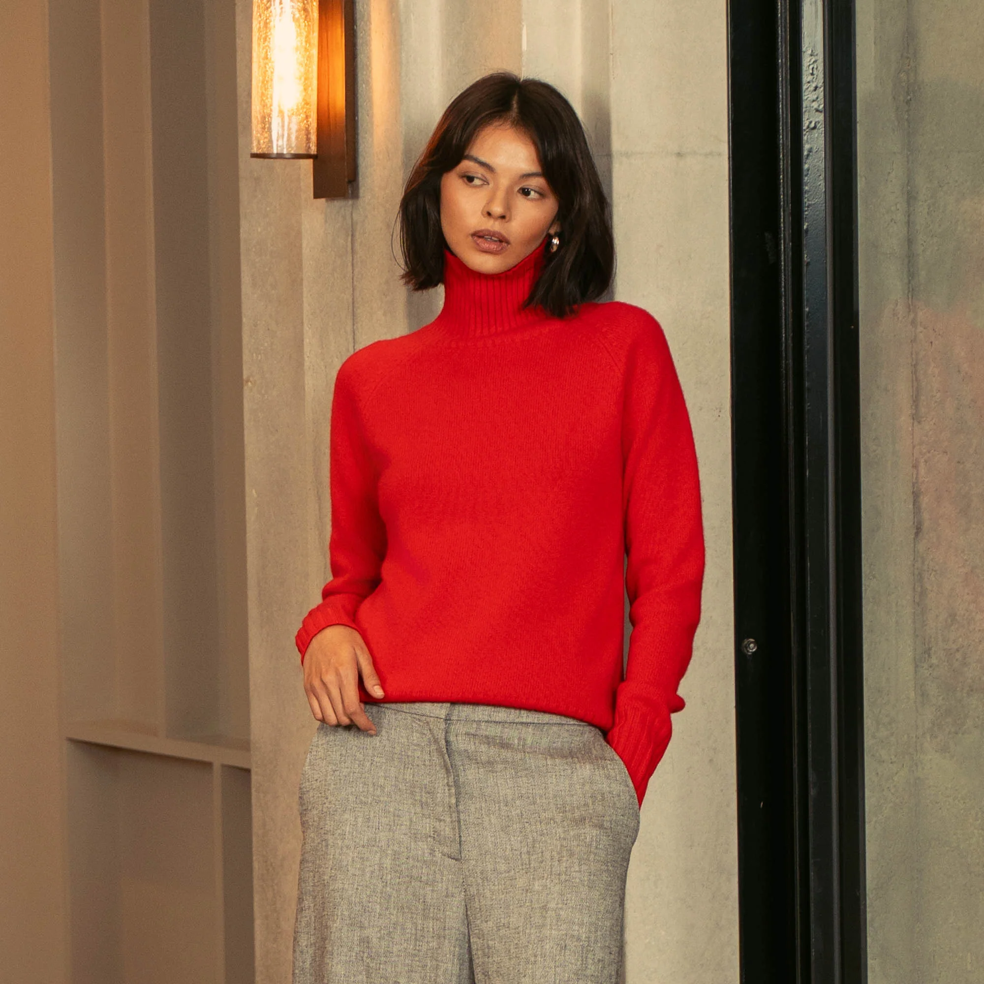 935-emma-cashmere-relaxed-turtleneck-sweater-97.webp Emma Cashmere Relaxed Turtleneck Sweater