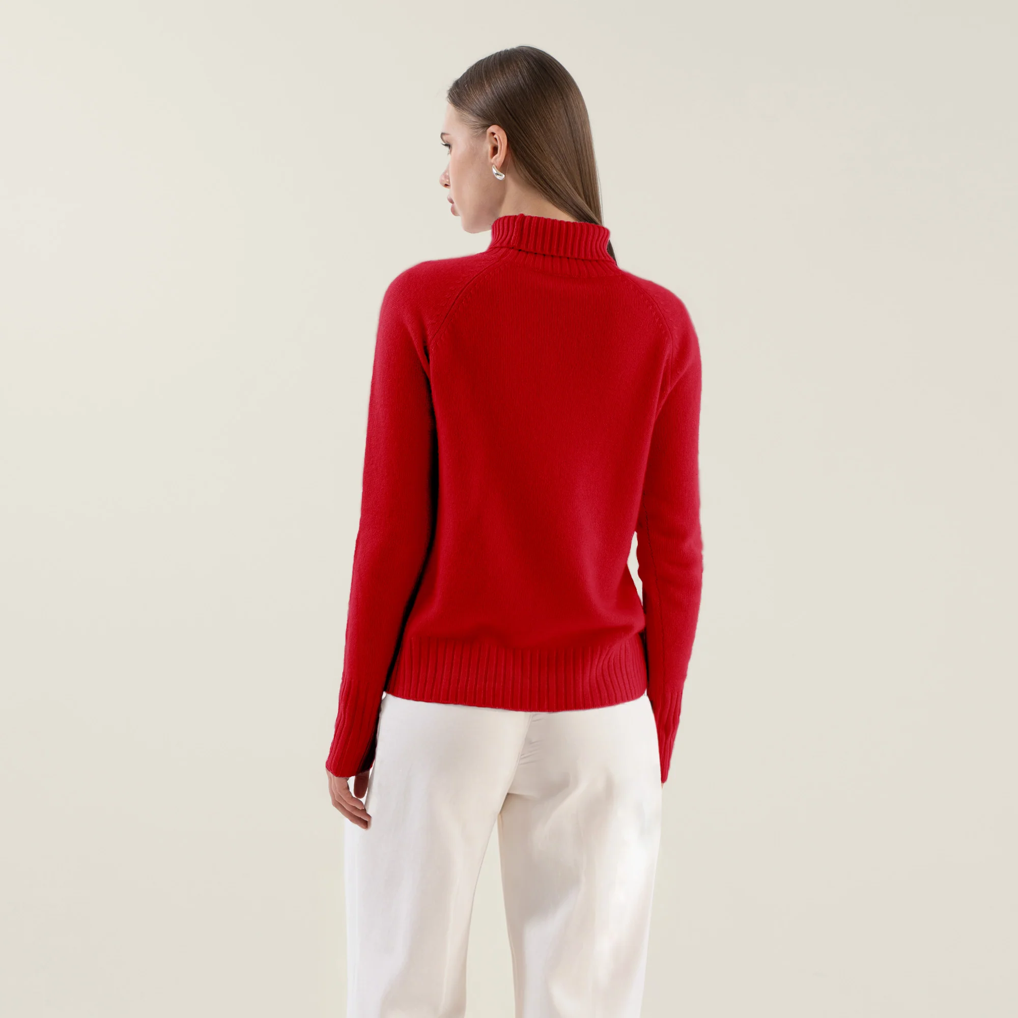 935-emma-cashmere-relaxed-turtleneck-sweater-98.webp Emma Cashmere Relaxed Turtleneck Sweater